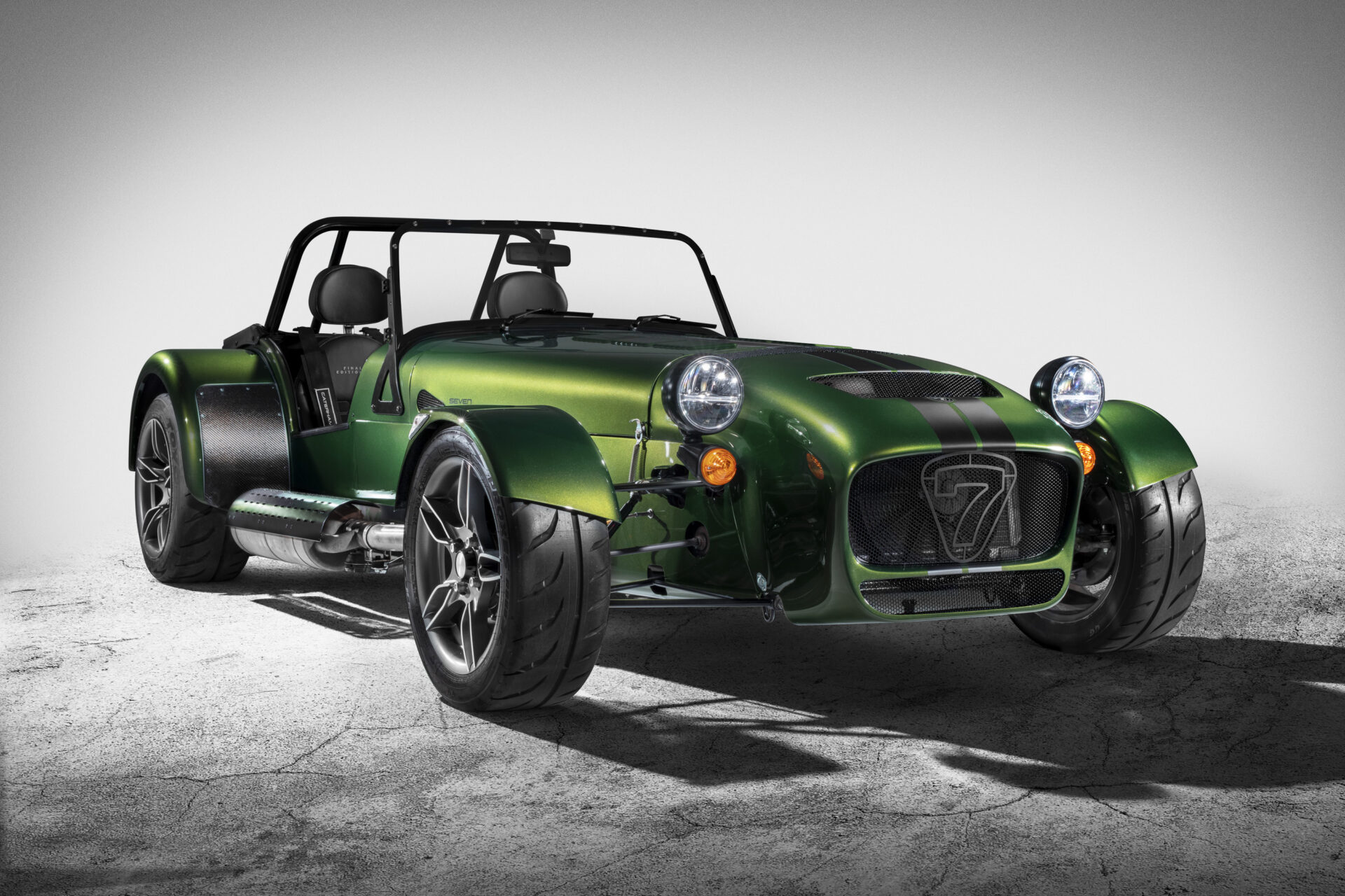  CATERHAM SEVEN 480 FINAL EDITION 2 月 28 日より 15 台限定販売!