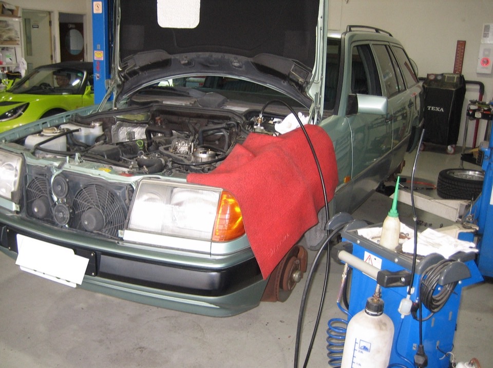 W124ワゴン車検整備