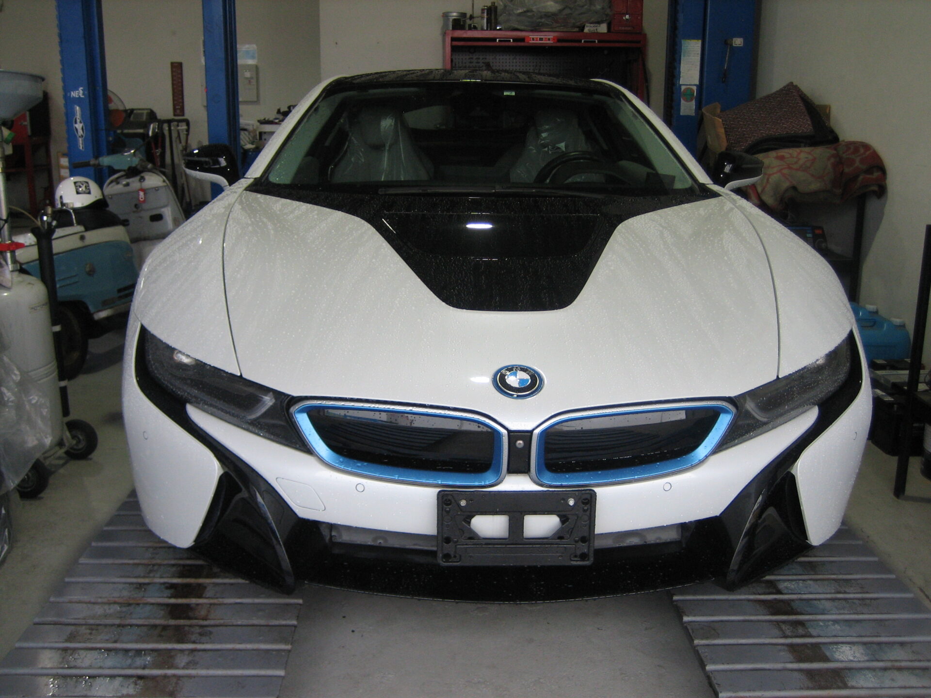 BMW i8　車検整備