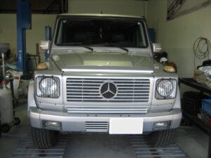 メルセデス・ベンツ Gクラス　車検整備（100km/hでハンドル振れ）