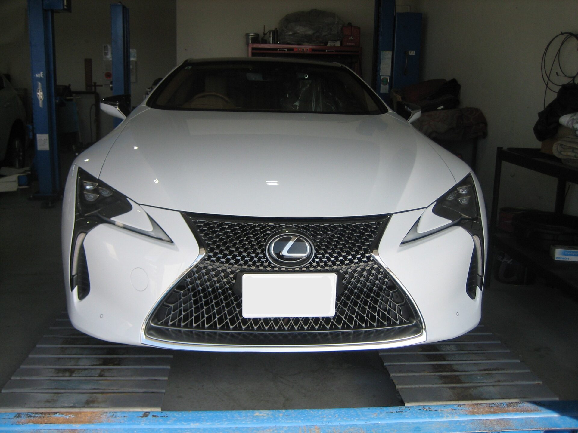 レクサス LC　納車前点検／12か月点検