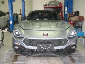 アバルト124スパイダー　納車前点検／車検整備