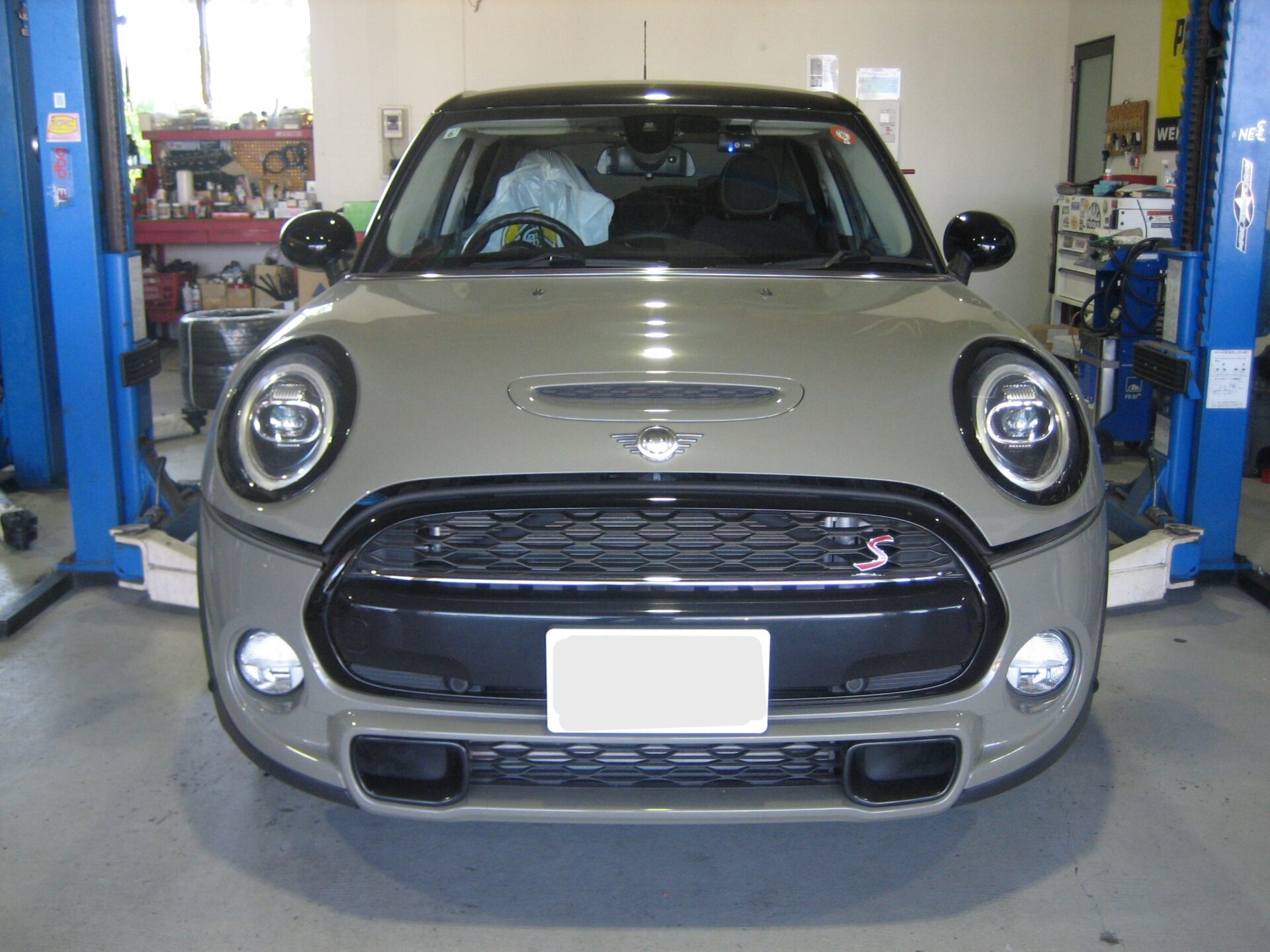 BMW MINI　車検整備　リヤドラレコ点検
