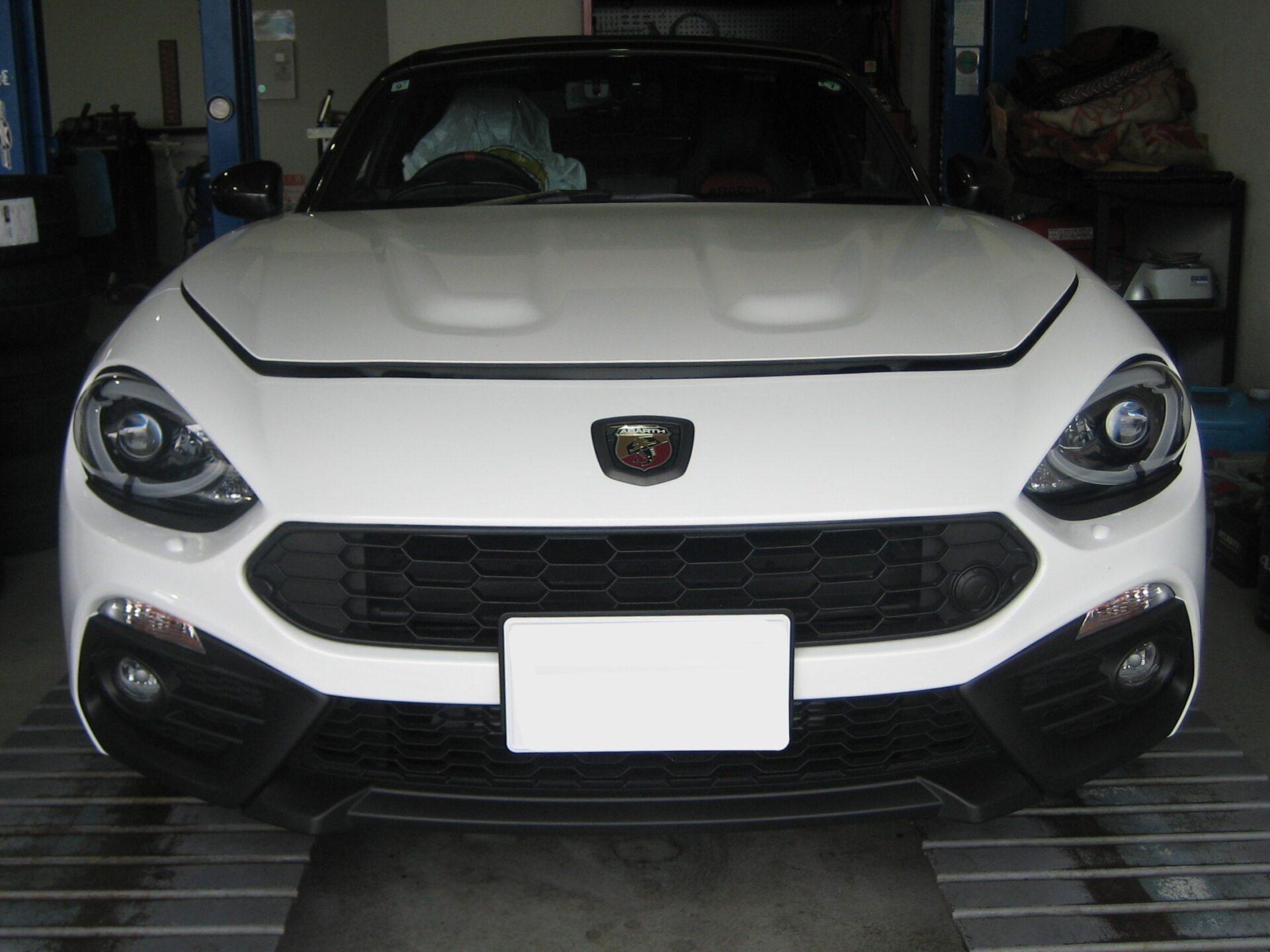 アバルト124スパイダー　車検整備